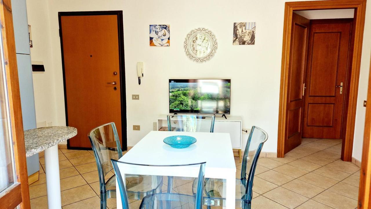 Dimora Rena Dorada - Apartment In Pula, Sardinia, Italy Luaran gambar