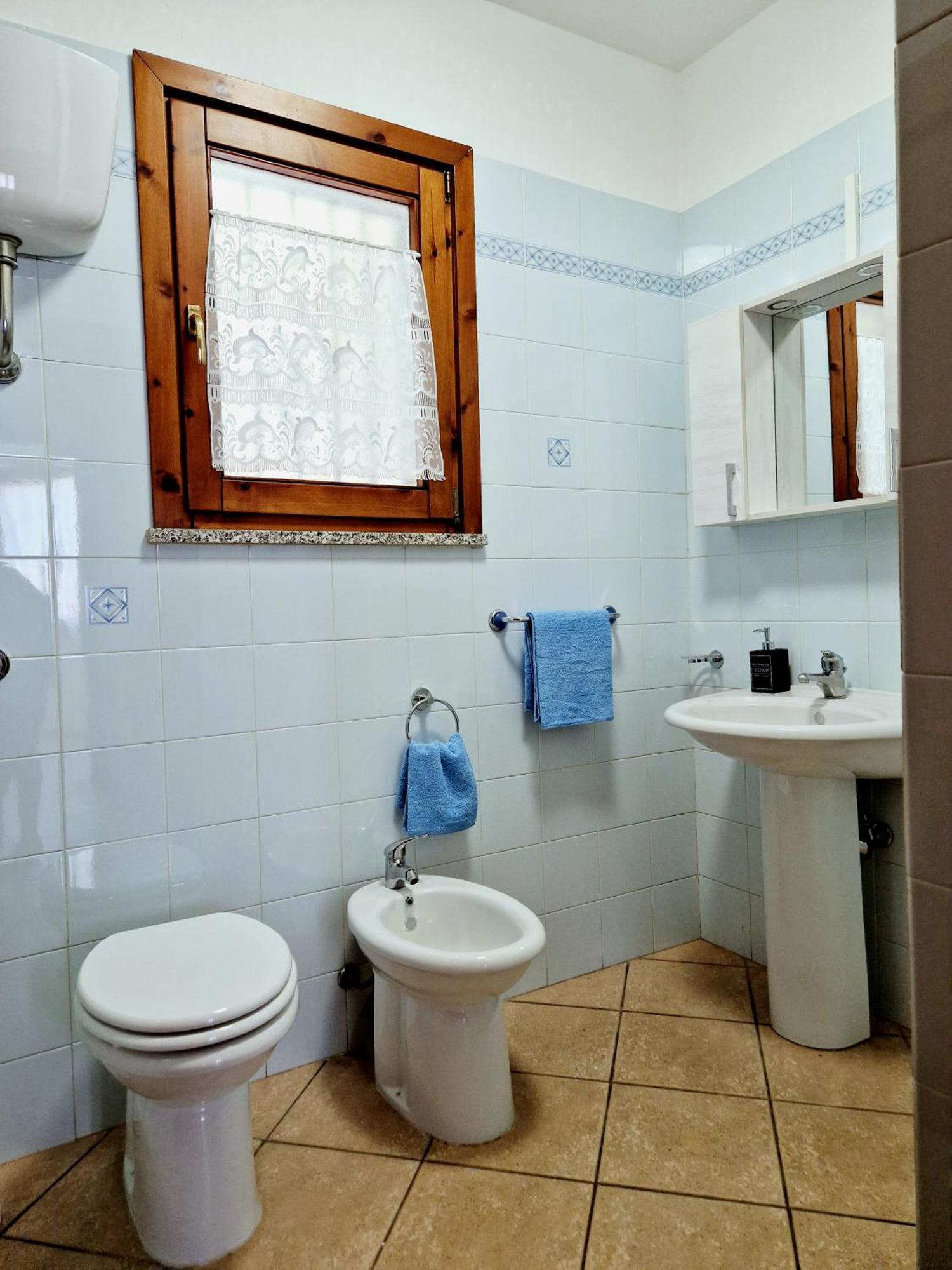 Dimora Rena Dorada - Apartment In Pula, Sardinia, Italy Luaran gambar